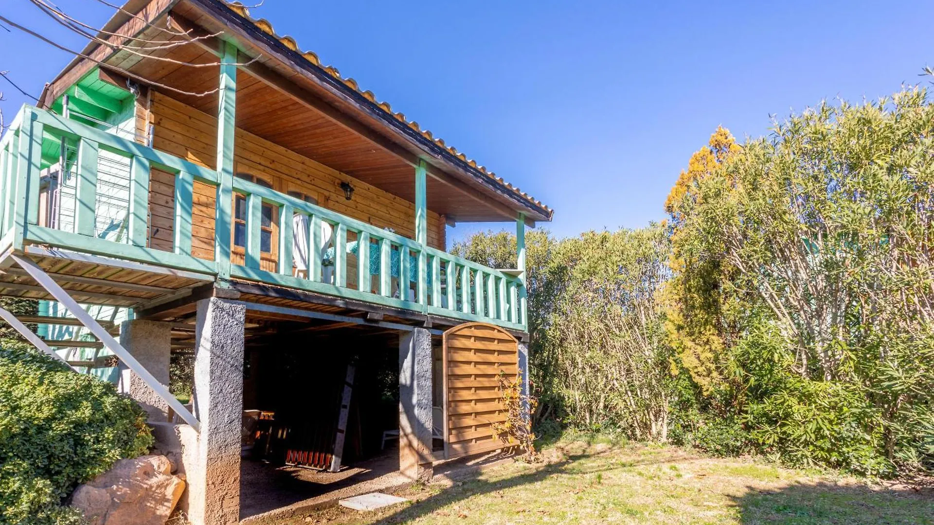 Joli Chalet En Bois Roquebrune-sur Argens